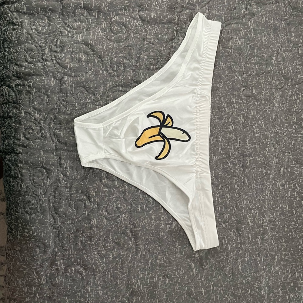 Mens lounge set, briefs and tank top with banana print